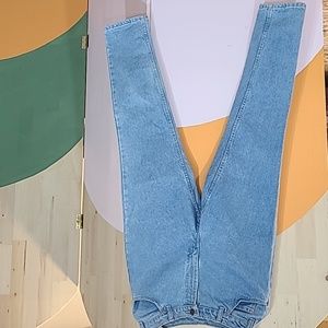 Vintage high waist Levi mom jeans